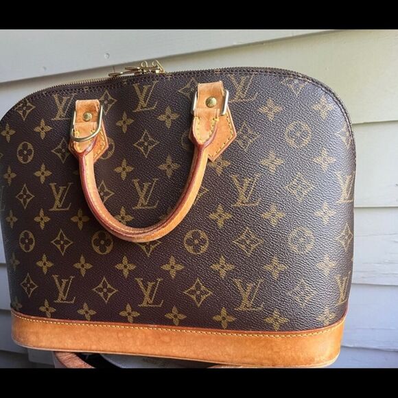 Louis Vuitton Monogram Alma PM1996 Collection  No Dust Bag - Picture 15 of 16